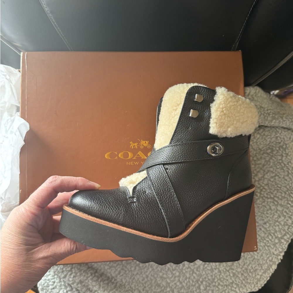 NEW Coach Kenna Plush Pebble Wedge Ankle Boots size 7